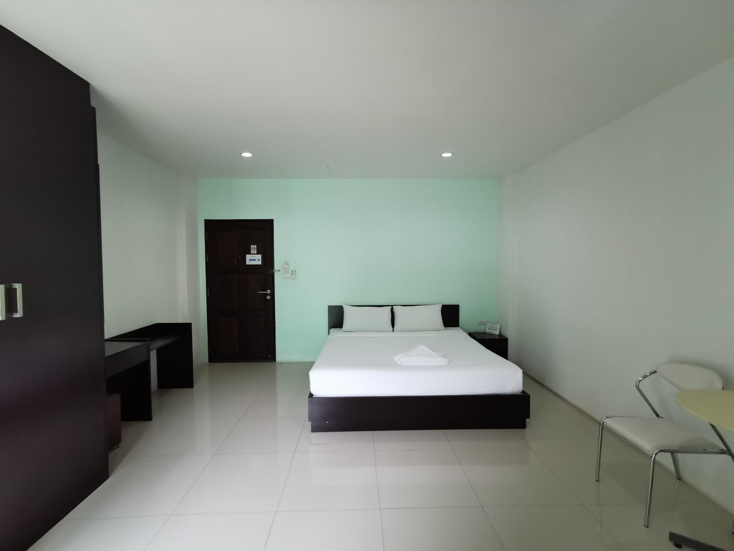 Irooms Hotell 2*